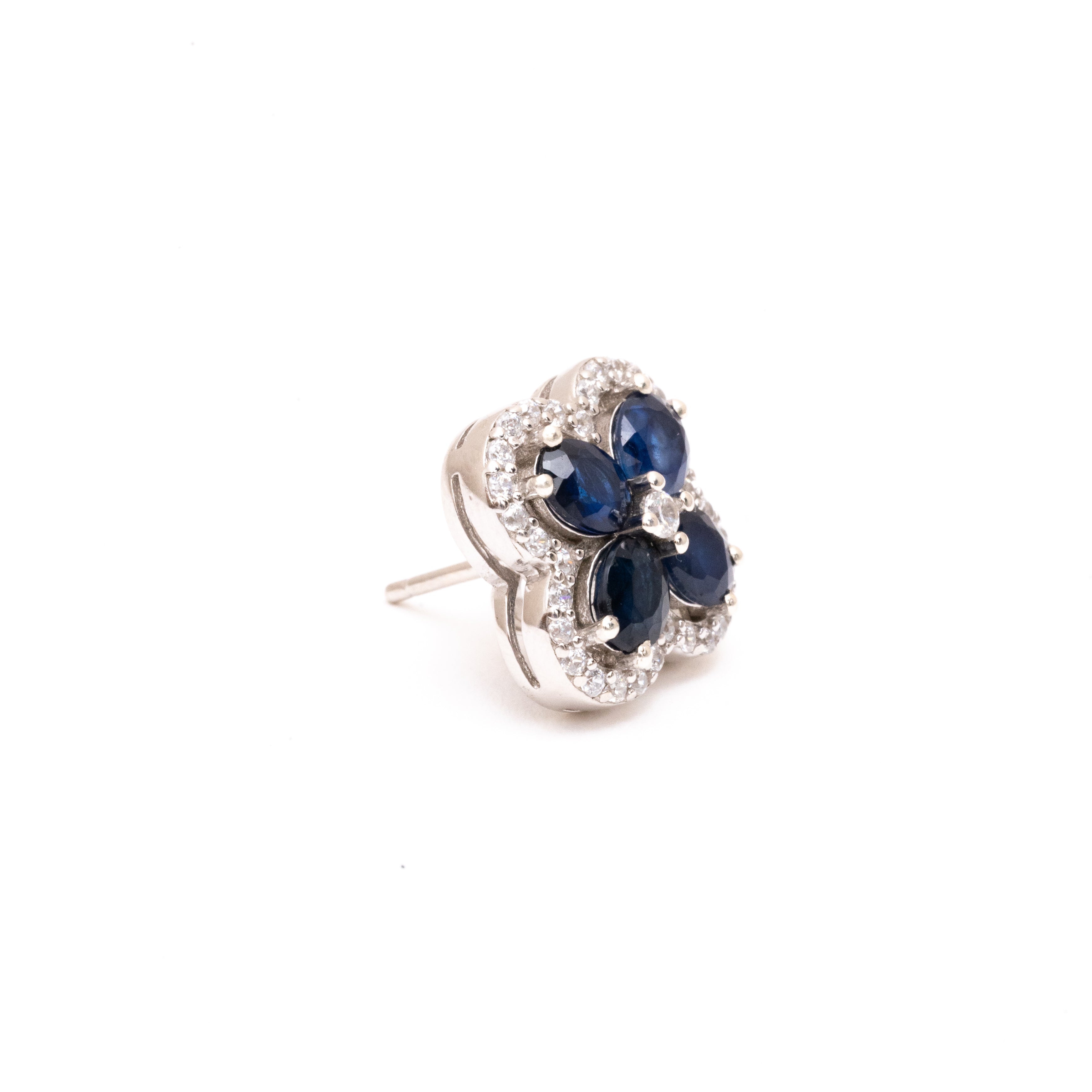 Natural Sapphire Blooming Flowers - Large