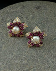 White Pearl Flower Earring