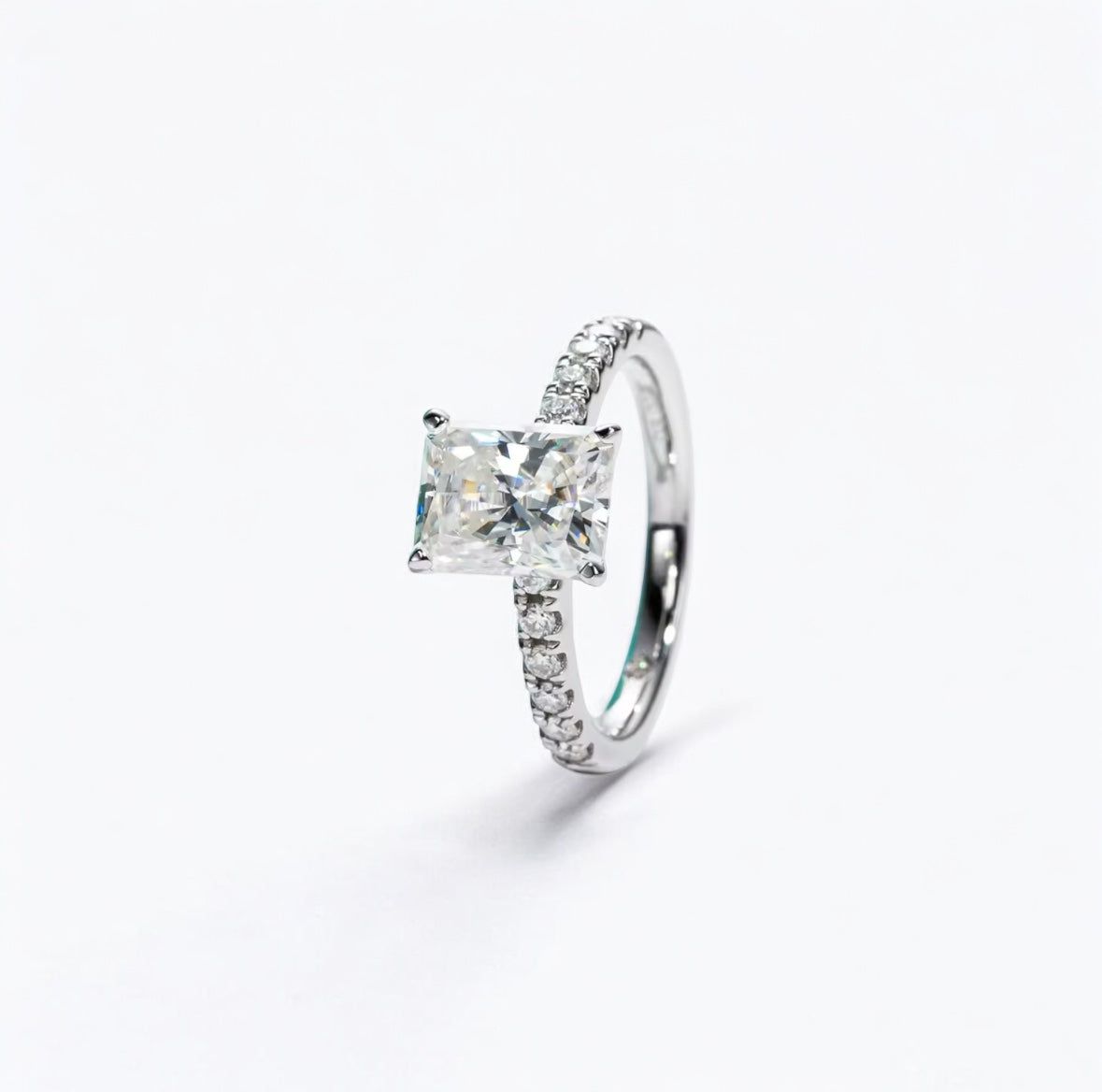 Classic Radiant Moissanite Engagement Ring - 925